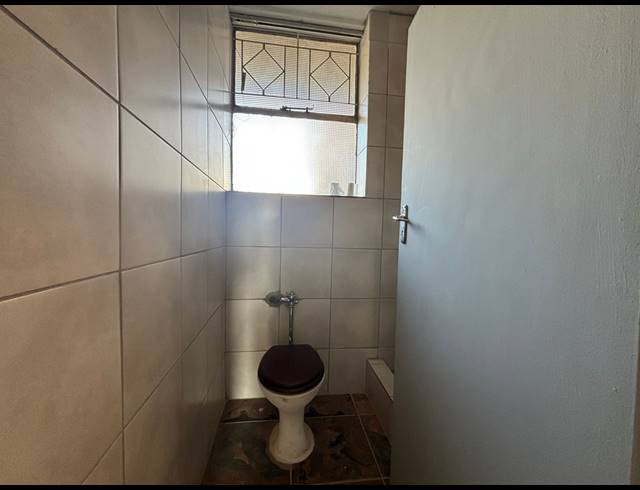 3 BEDROOM FLAT FOR SALE IN VEREENIGING CENTRAL